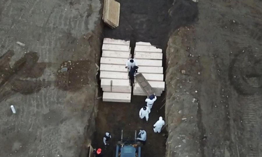 ABD'de Kovid-19 nedeniyle ölenlerin sayısı 42 bin 374'e yükseldi