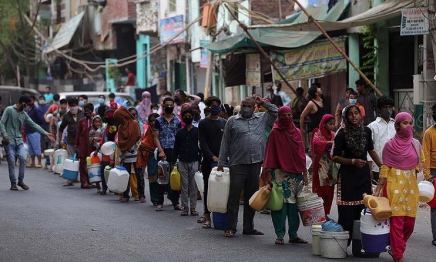 İİT: Kovid-19 krizini Müslümanlara yüklemesini kabul etmiyoruz