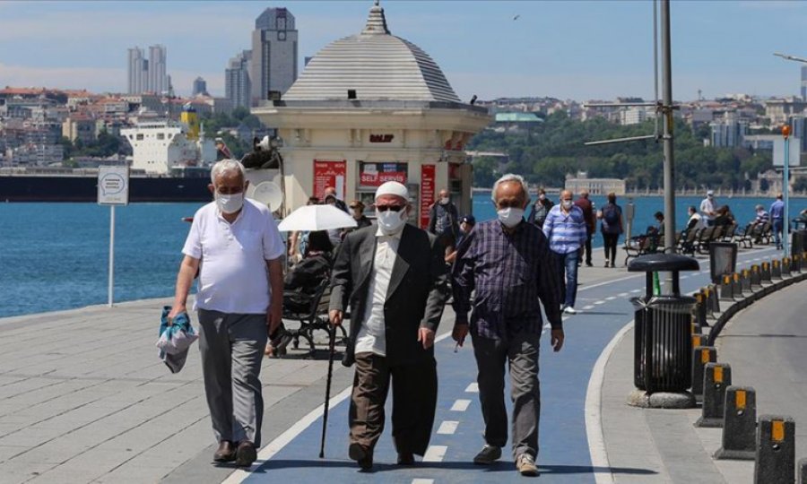 Türkiye'nin koronavirüsle mücadelesinde son 24 saatte yaşananlar