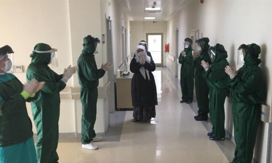 Türkiye'de Kovid-19'dan iyileşen hasta sayısı 149 bin 102'ye yükseldi