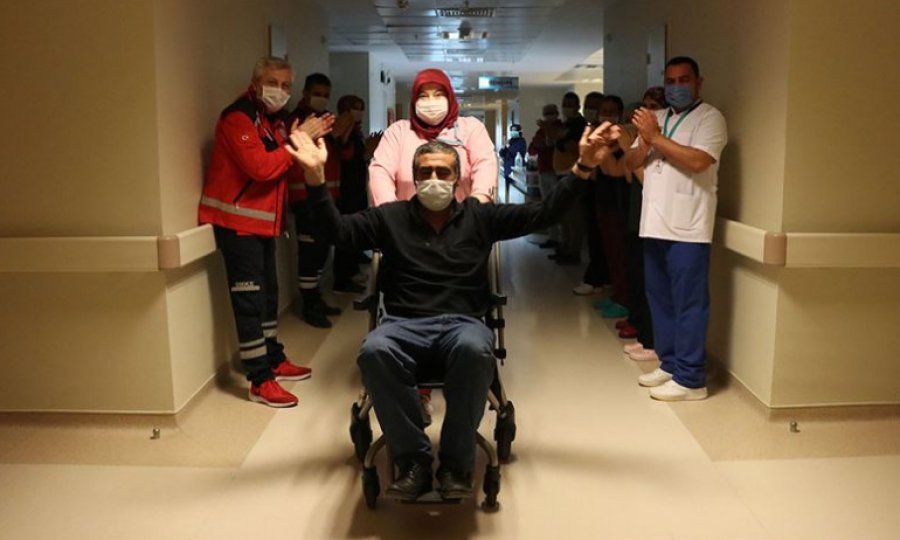 Türkiye'nin koronavirüsle mücadelesinde son 24 saatte yaşananlar