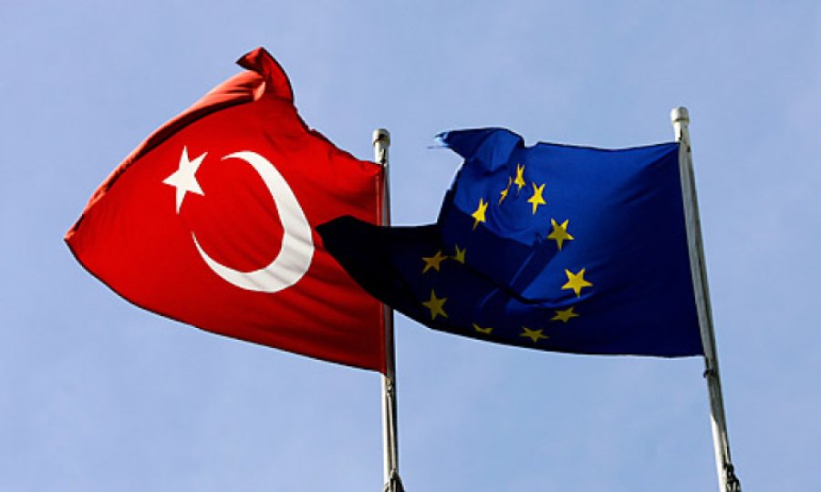 AB'nin dış sınırlarını açacağı ülkeler taslağından Türkiye çıkarıldı