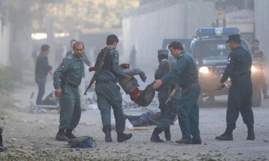 Afganistan'da bombalı saldırı: Onlarca ölü ve yaralı