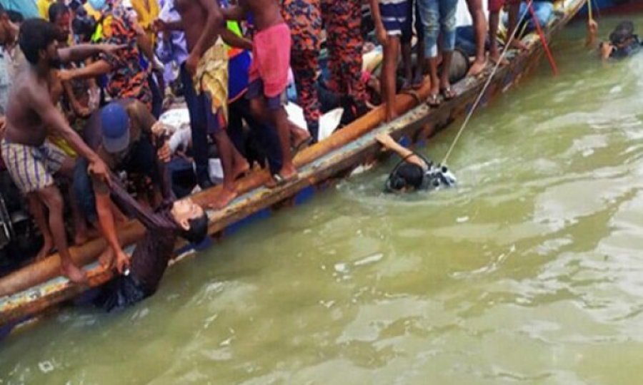 Bangladeş’te feribot faciası: 30 ölü