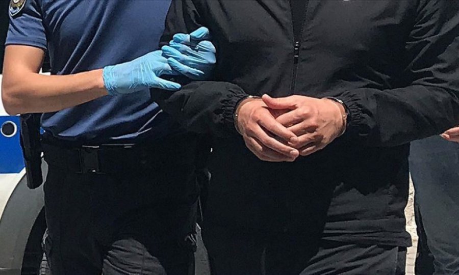 İslam'a ve Peygamber Efendimiz'e hakaret içerikli paylaşımda bulunan şüpheli gözaltına alındı