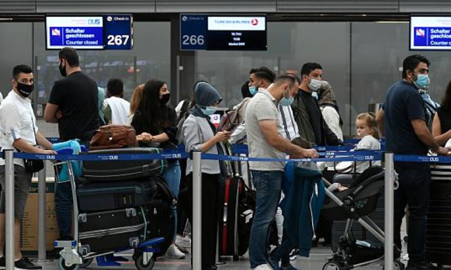 Almanya Türkiye için seyahat uyarısını kısmen kaldırdı