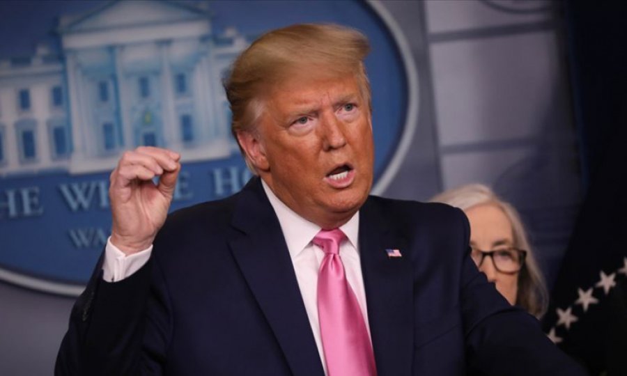 Trump İran'ı olası saldırılarına yıkıcı yanıt vermekle tehdit etti!