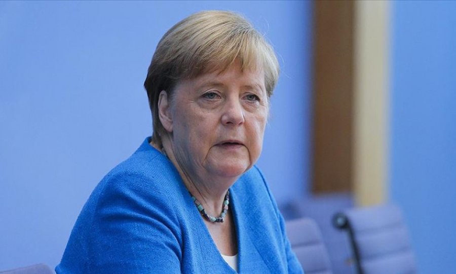 Almanya Başbakanı Merkel: Türkiye ile ilişkilerimizi yeniden dengelemeliyiz