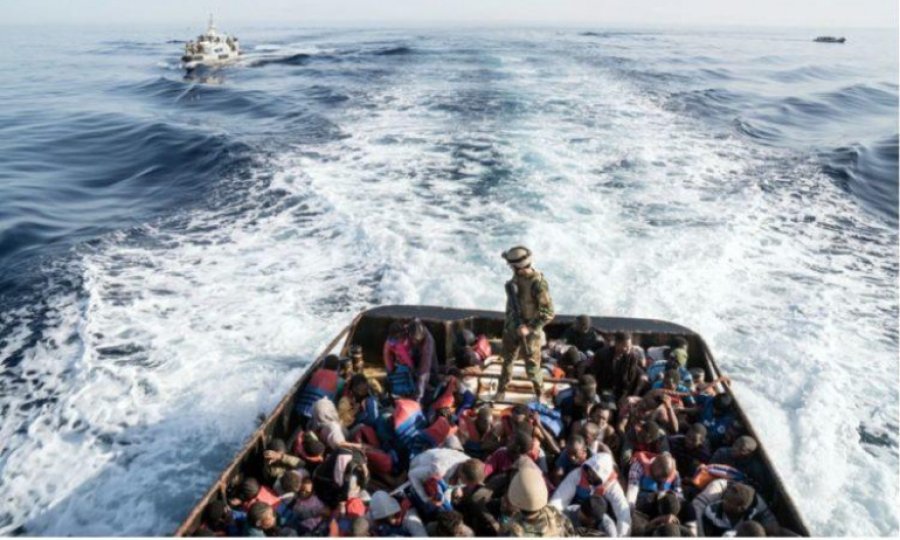 İtalyan savaş gemisi Libya'dan AB'ye kaçakçılık için kullanılmış
