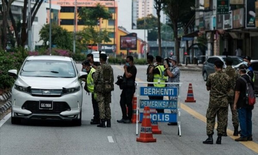 Malezya'da 13 günlük sokağa çıkma yasağı uygulanacak