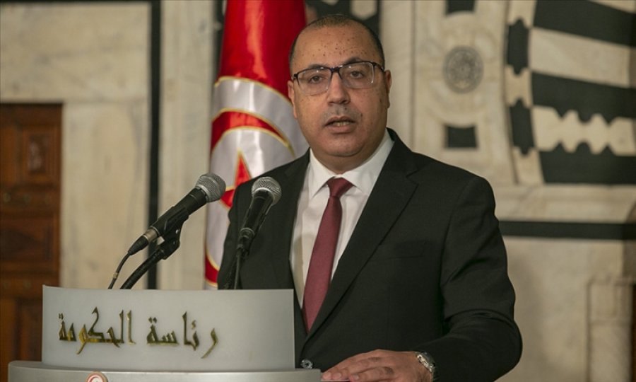 Tunus Başbakanı Meşişi, halka kışkırtma kampanyalarına kapılmamaları çağrısı yaptı