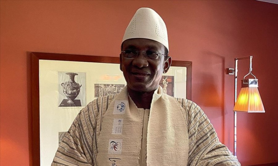 Mali Başbakanı Maiga, Fransa'yı ülkesinde silahlı grupları eğitmekle suçladı
