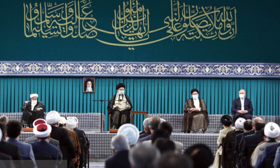 Taliban, İmam Hamaney'in İslami birlik mesajını olumlu karşıladı