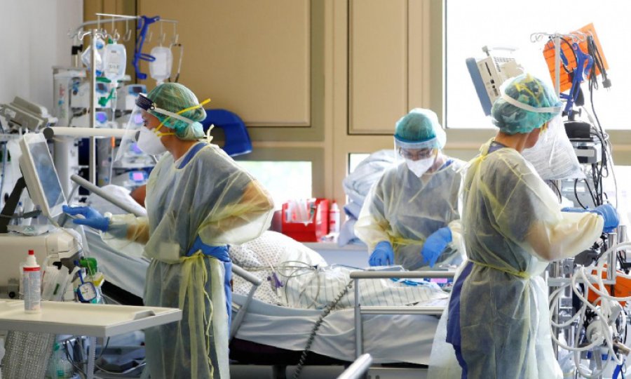 DSÖ'den uyarı: Avrupa'da 500 bin kişi daha Covid'den ölebilir