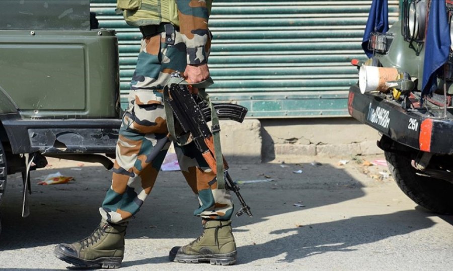 Hindistan, Cammu Keşmir bölgesine binlerce takviye asker gönderiyor