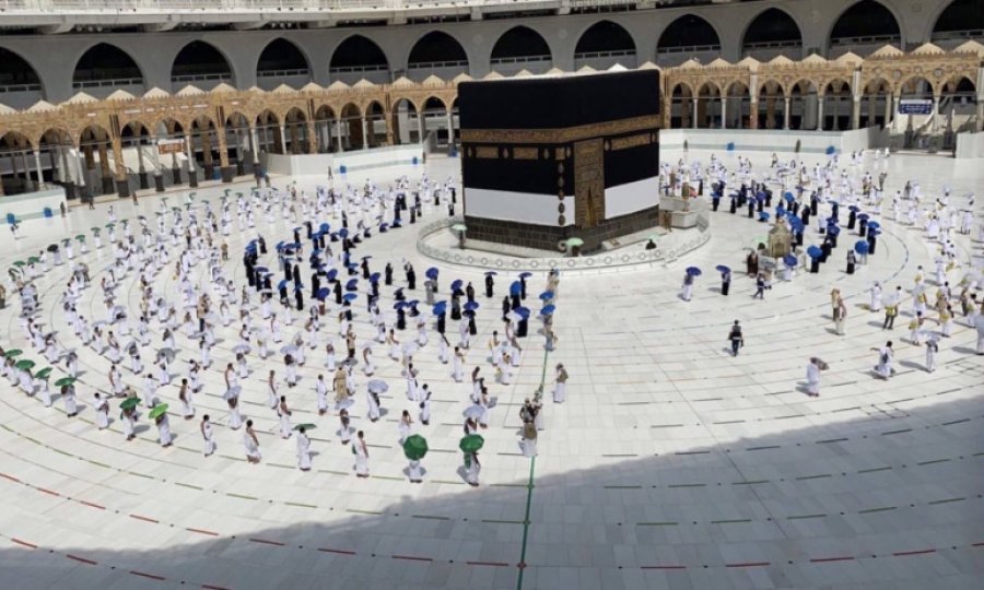 Suudi Arabistan'dan yeni Umre kararı