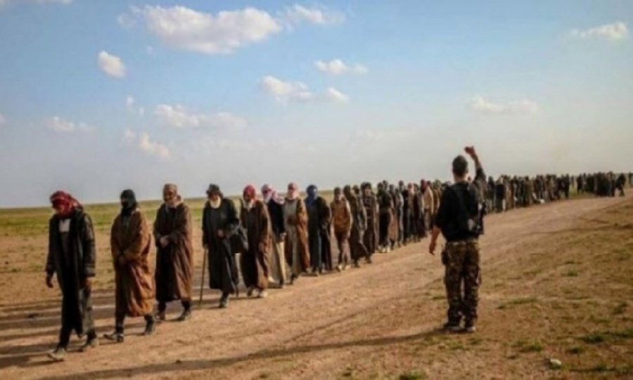 SDG 100 IŞİD'li teröristi Irak'a teslim etti