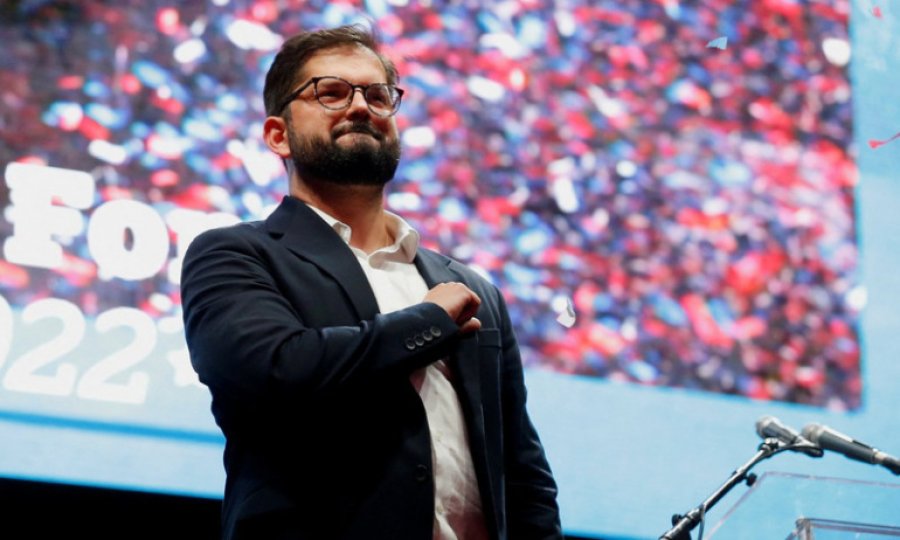 Şili'de solun zaferi: Öğrenci lideri Boric, ülkenin en genç devlet başkanı oldu