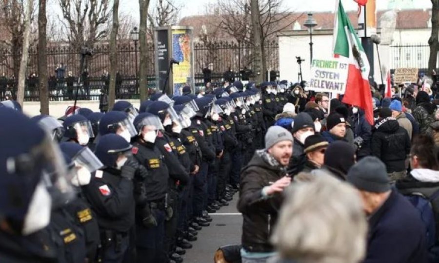 Covid isyanları: Belçika, Macaristan ve Avusturya'da yüzlerce kişi sokaklara döküldü