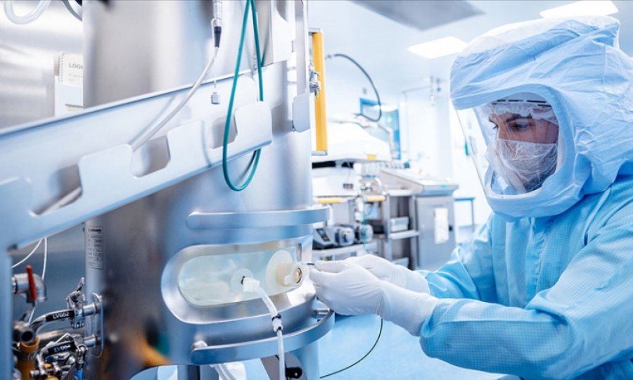 BioNTech Almanya'da aşı üretimine başladı