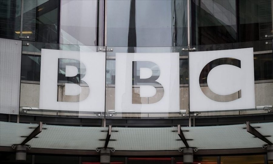 İngiliz yayın kuruluşu BBC 'İslam'a ve Müslüman kadınlara karşı' önyargıyı güçlendirmekle suçlandı