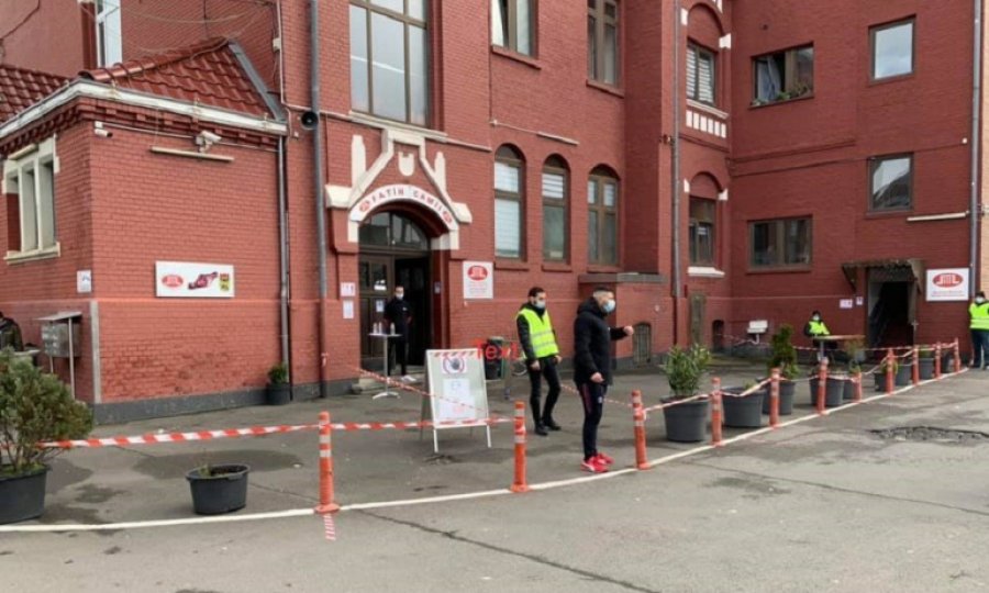 Mutasyonlu virüs nedeniyle Almanya'da 5 Cami kapatıldı