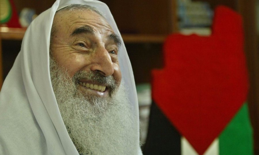 Şehit Şeyh Ahmet Yasin şehadeinin 17. yılında Rahmetle anılıyor