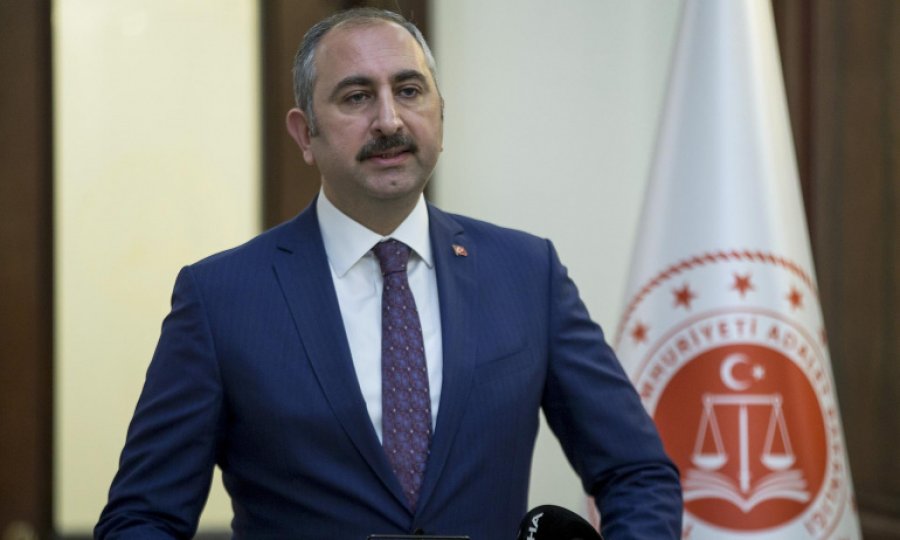 Bakan Gül: Vesayetçi zihniyet muvaffak olamaz