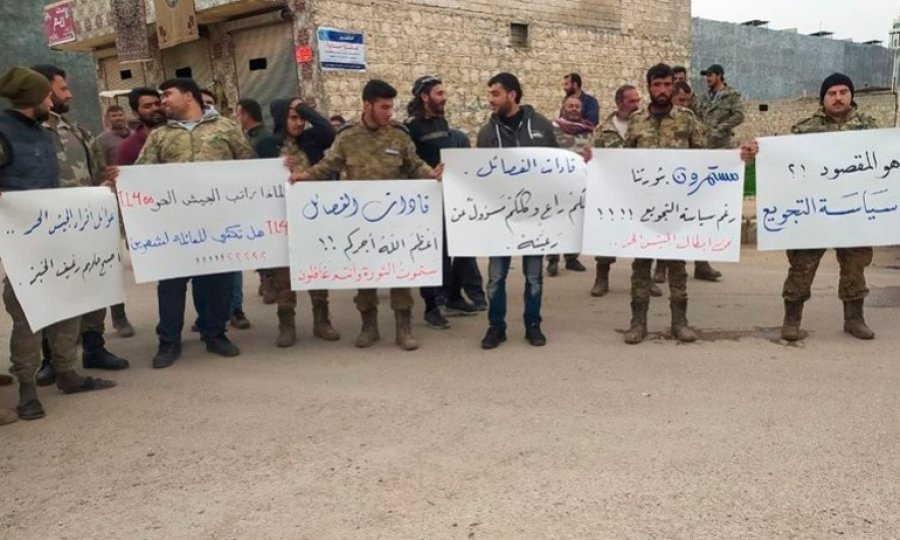 SOHR: Suriye'de militanlar 'maaşları ödemeyen' Türkiye'yi protesto etti