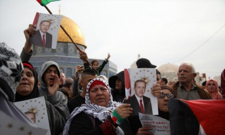 Mescid-i Aksa'da Erdoğan protestosu: Biz buradayız sen neredesin