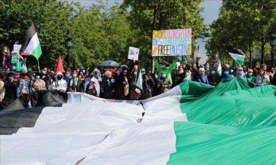 Fransa'da binlerce kişi Filistin için 'İsrail'e boykot' çağrısı yaptı
