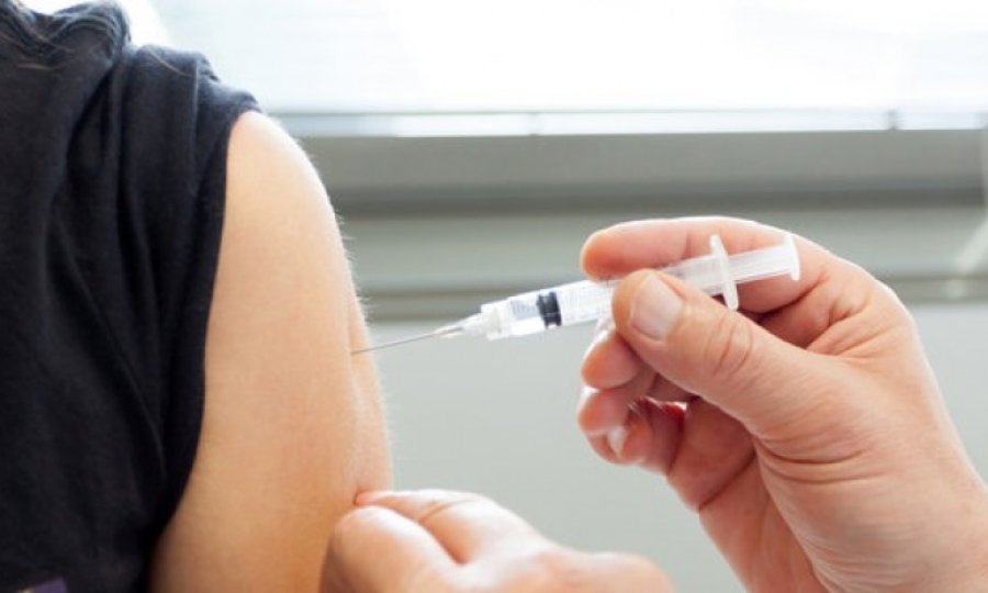 Dünya genelinde 2 milyar 120 milyon dozdan fazla Kovid-19 aşısı yapıldı