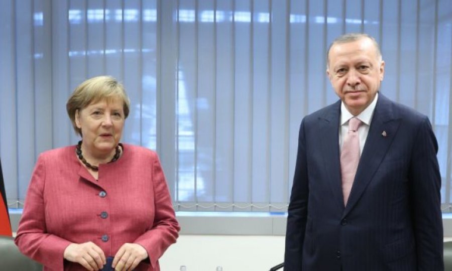 Cumhurbaşkanı Erdoğan, Almanya Başbakanı Merkel ile bir araya geldi