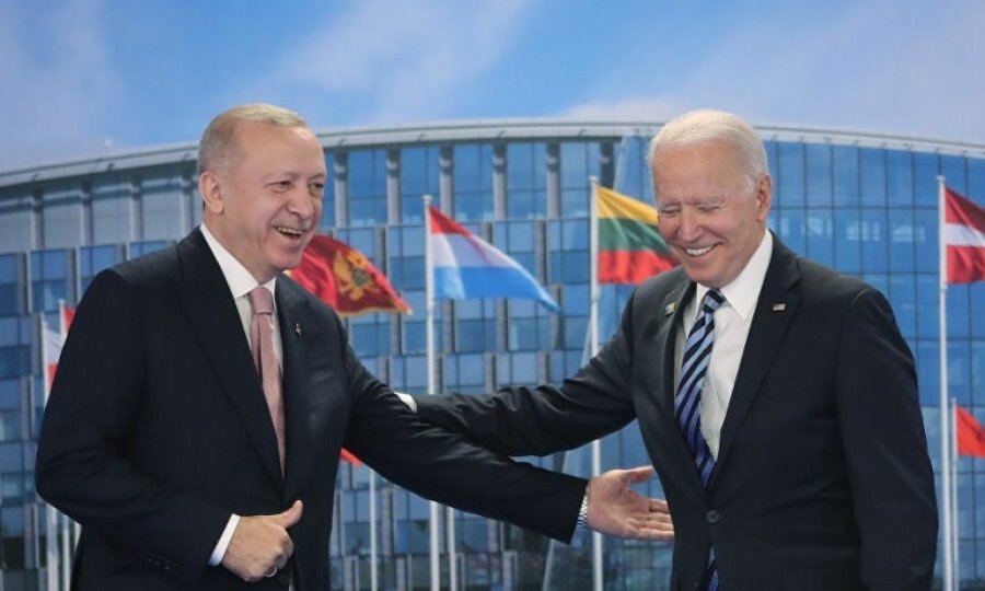 Beyaz Saray Duyurdu! Türkiye Yine Amerikan Kayığına mı Biniyor?