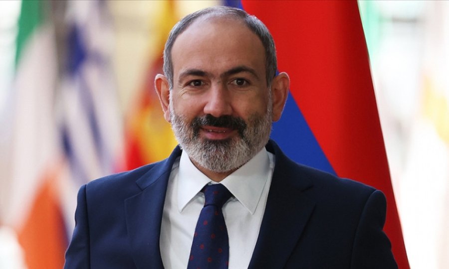 Ermenistan'da Paşinyan girdiği ikinci seçimden de galip çıktı