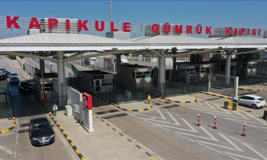 Gurbetçilerin baba ocağı hasretini dindirecek yolculukları sürüyor