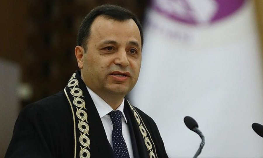 AYM Başkanı isyan etti: Peker'in ifşa ettiği isimler neden yargılanmıyor?