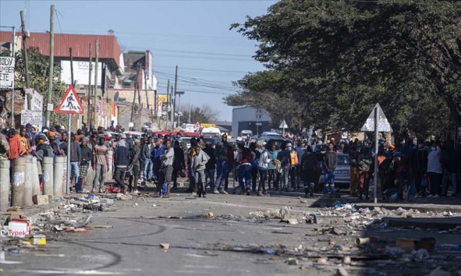 5 soruda 'Güney Afrika'da neler oluyor?'