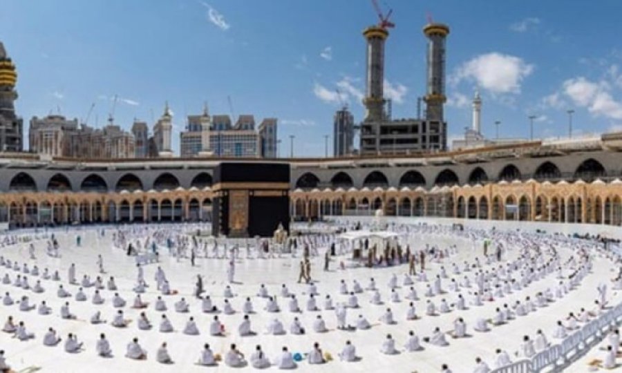 Suudi Arabistan'dan önemli umre kararı