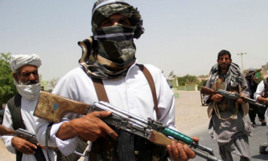 Taliban, Afganistan'ın 200'den fazla ilçe merkezini kontrol altına aldı