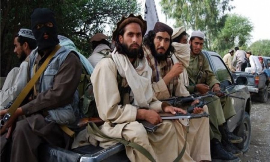 Taliban Nangarhar'da bir kontrol noktasına saldırdı