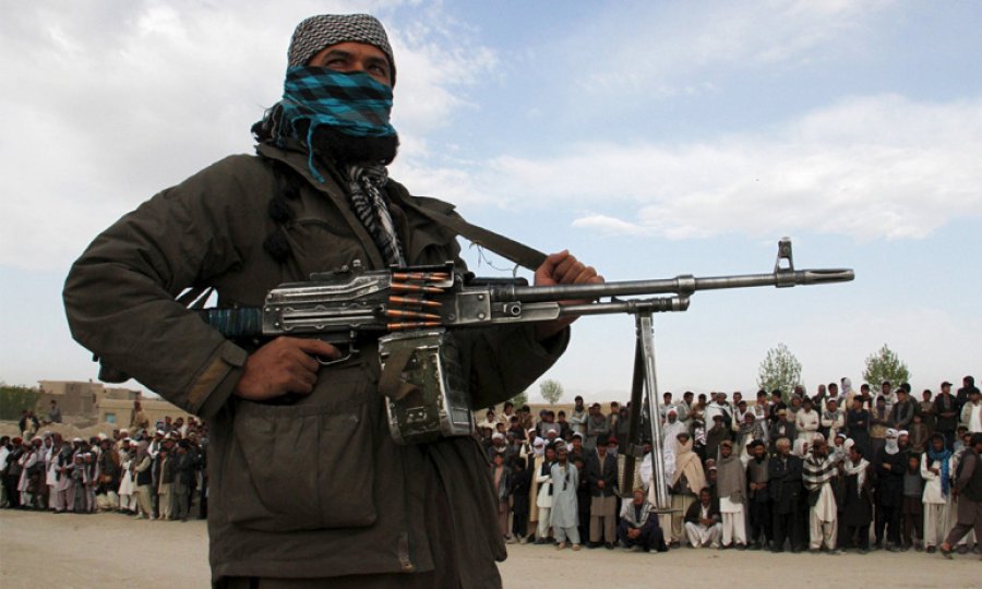 Taliban Mezar-ı Şerif'i ele geçirdi