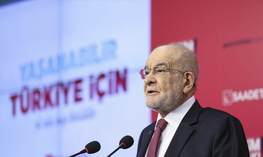 Karamollaoğlu Hz. Hüseyin'i ve Kerbela şehitlerini andı