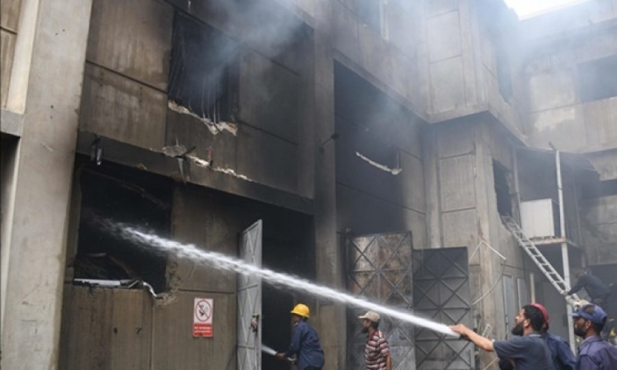Karaçi'de facia: 11 ölü