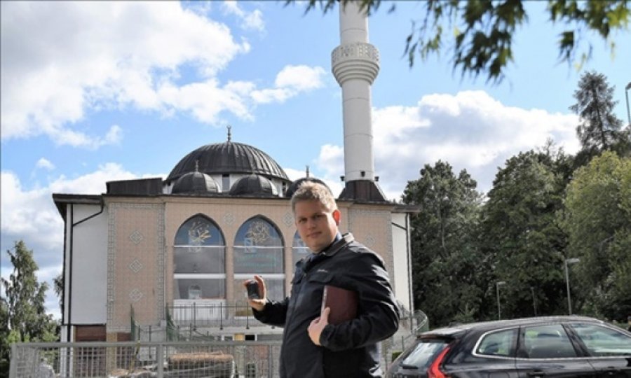 Irkçı siyasetçiden Kur'an provokasyonu