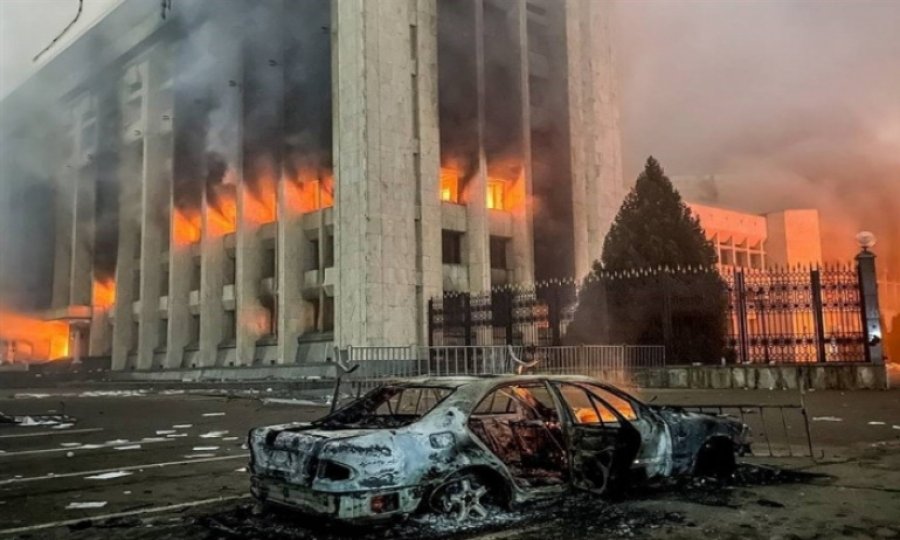 Kazakistan'da protestolar büyüyor Barış Gücü olay yerine gönderiliyor