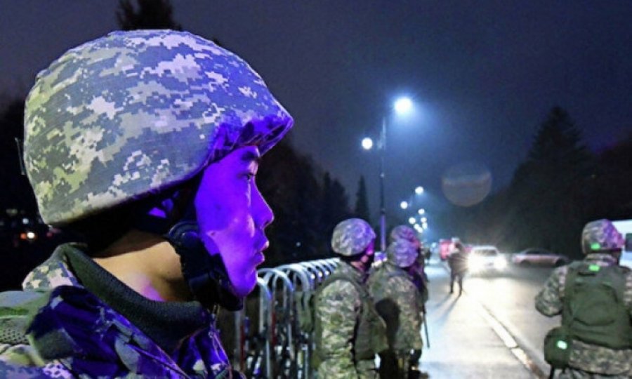"Rusya Kazakistan'a asker sevk etmeye başladı"