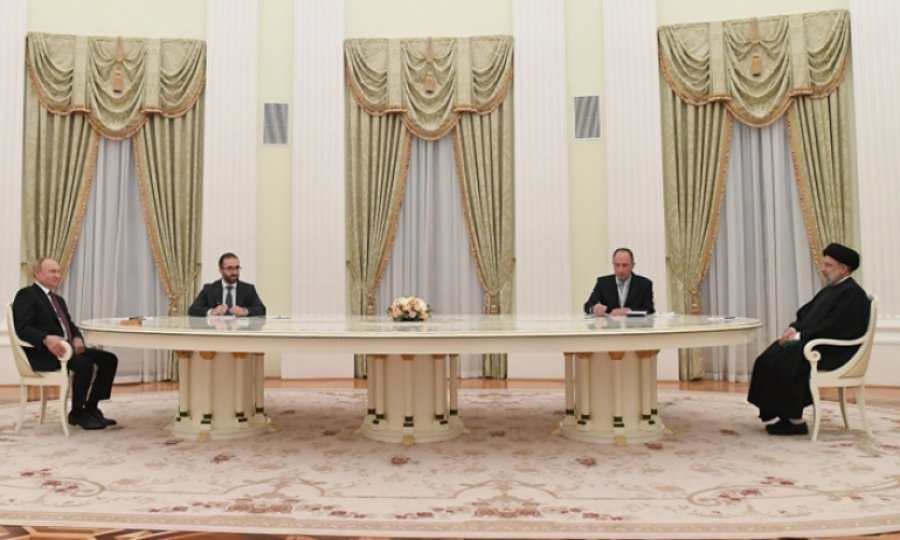 Putin, İran Cumhurbaşkanı Reisi’nin selamına 'aleykümselam' ile karşılık verdi
