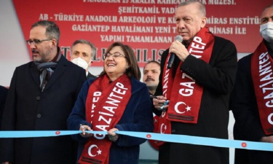 Fatma Şahin’in Erdoğan’a şikayet ettiği rektörün kim olduğu ortaya çıktı