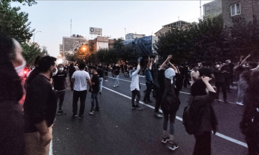 İran: Gösterilerde gözaltına alınanlar yargılanana kadar serbest bırakılmayacak